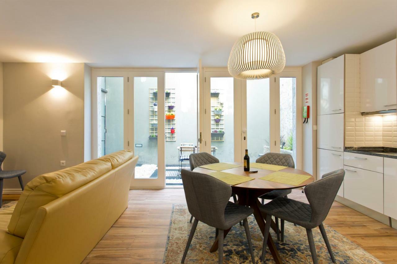 Duque De Loule Apartment Porto Bagian luar foto